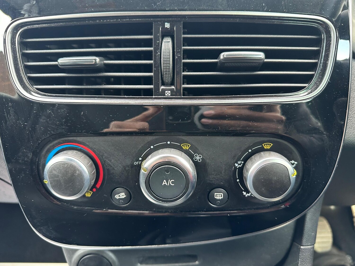 Used Renault Clio 2019 for sale - 76284144: Photo 45