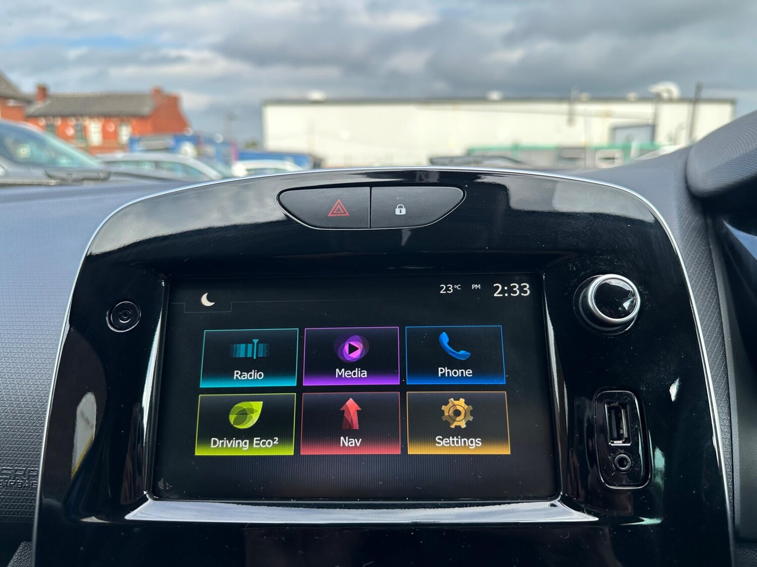 Used Renault Clio 2019 for sale - 76284144: Photo 47