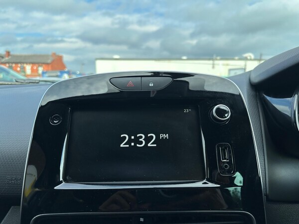 Used Renault Clio 2019 for sale - 76284144: Photo 47