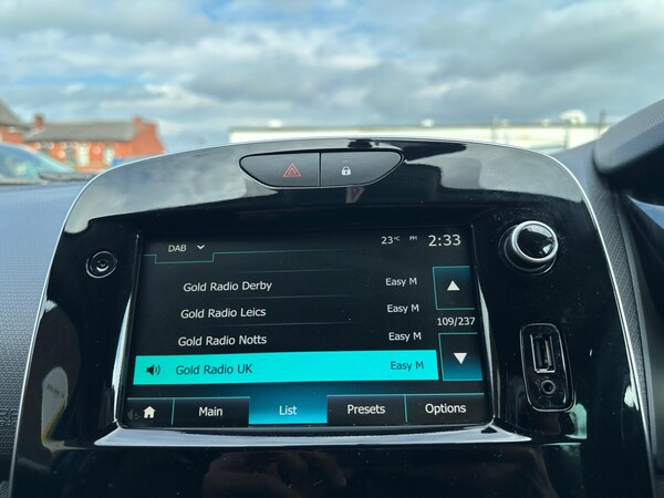 Used Renault Clio 2019 for sale - 76284144: Photo 50
