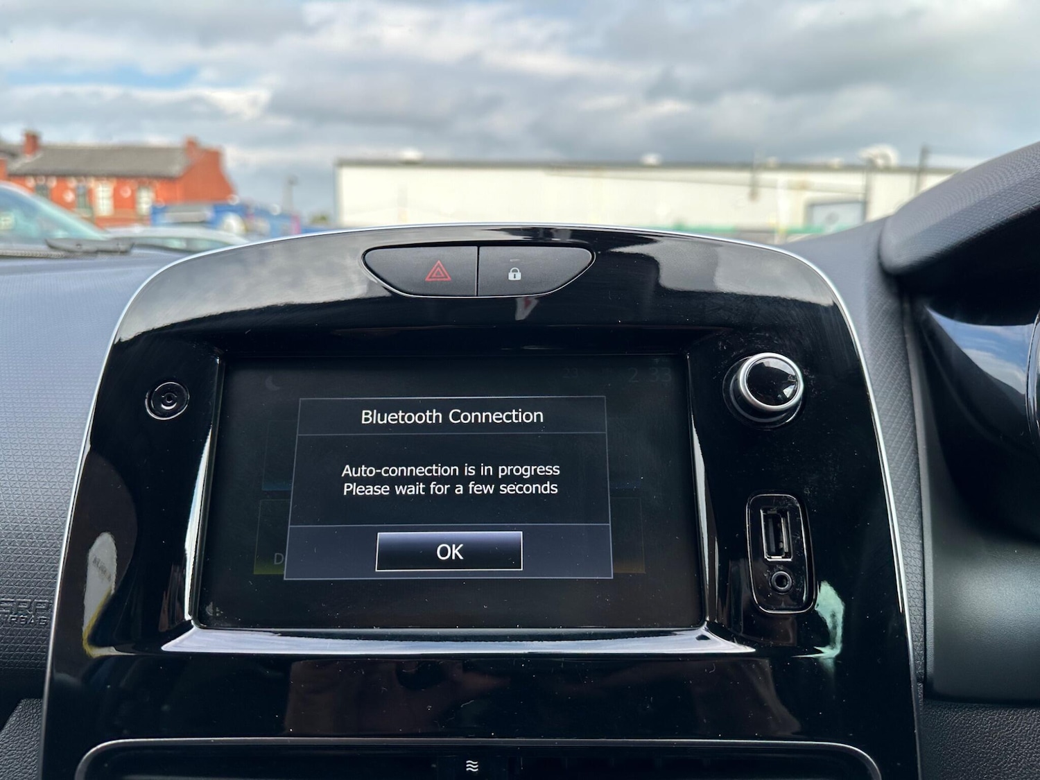 Used Renault Clio 2019 for sale - 76284144: Photo 52