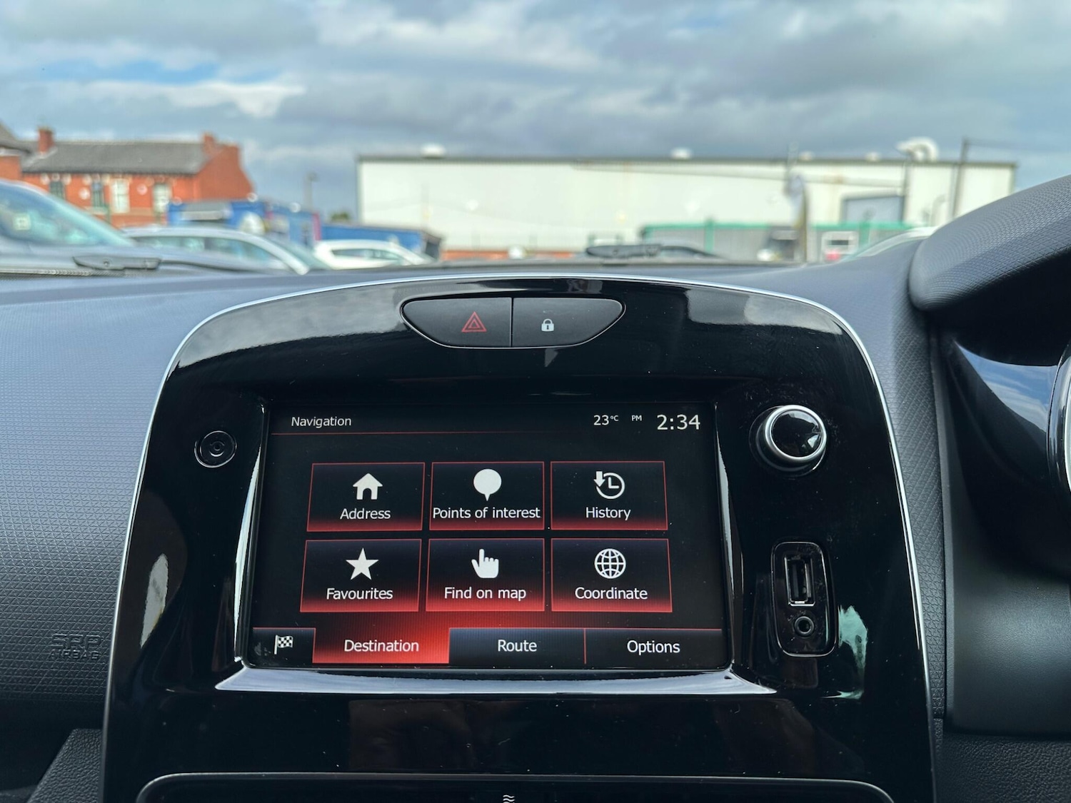 Used Renault Clio 2019 for sale - 76284144: Photo 59