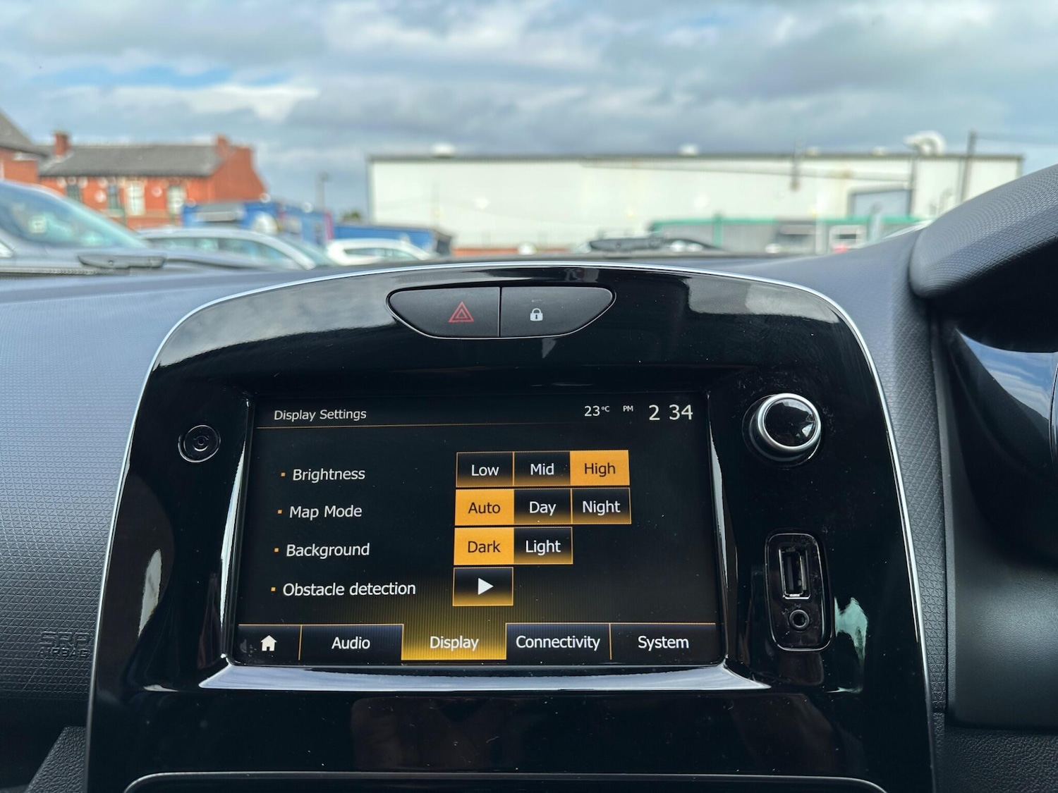 Used Renault Clio 2019 for sale - 76284144: Photo 61