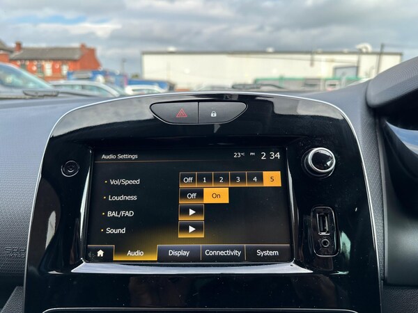 Used Renault Clio 2019 for sale - 76284144: Photo 61