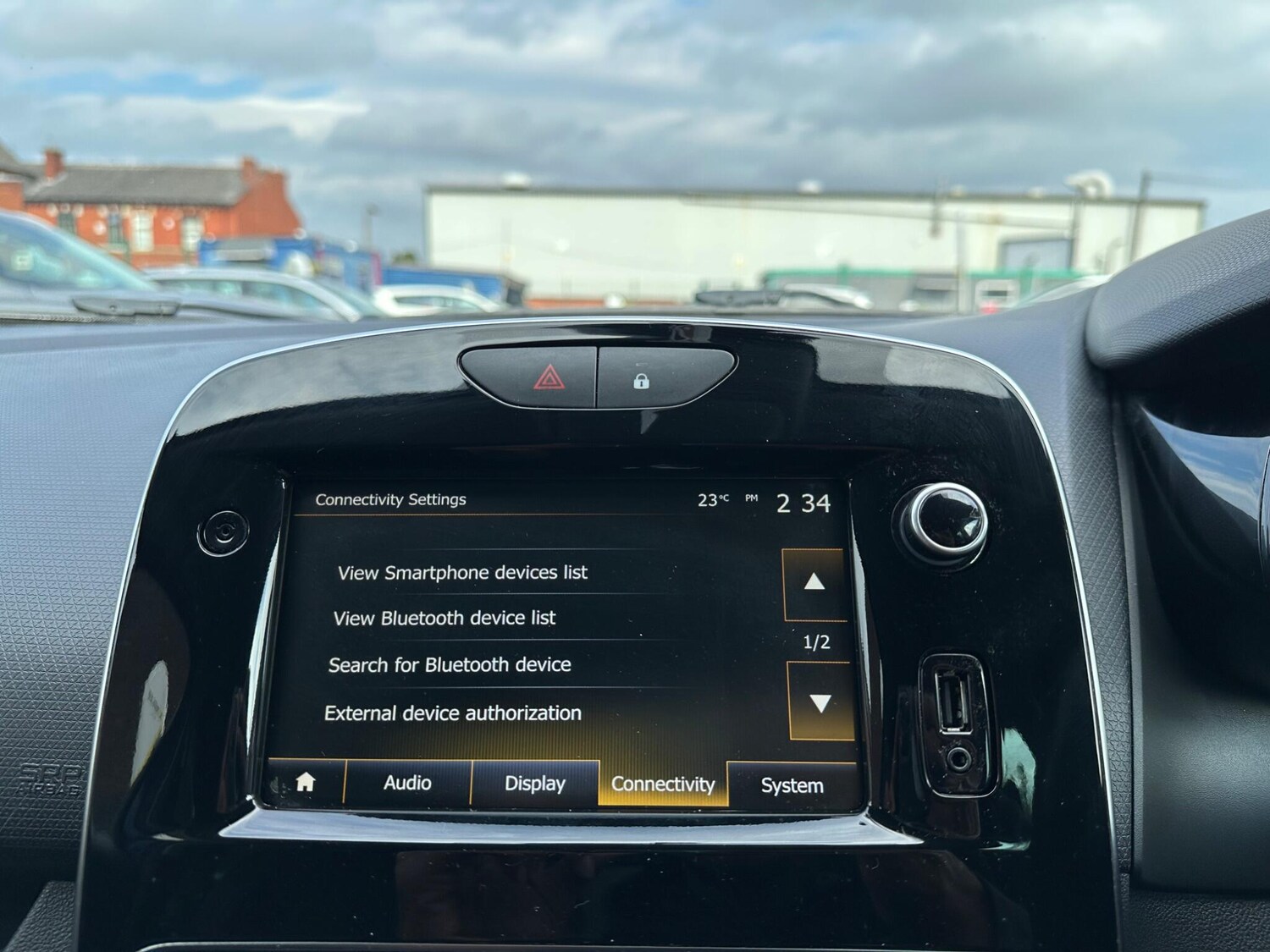 Used Renault Clio 2019 for sale - 76284144: Photo 62