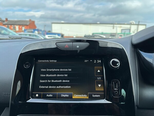 Used Renault Clio 2019 for sale - 76284144: Photo 63
