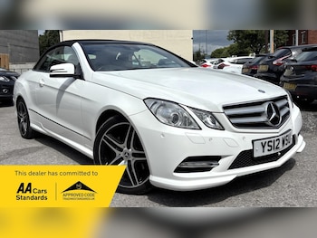 Used Mercedes-Benz E Class 2012 for sale - 79363383: Photo