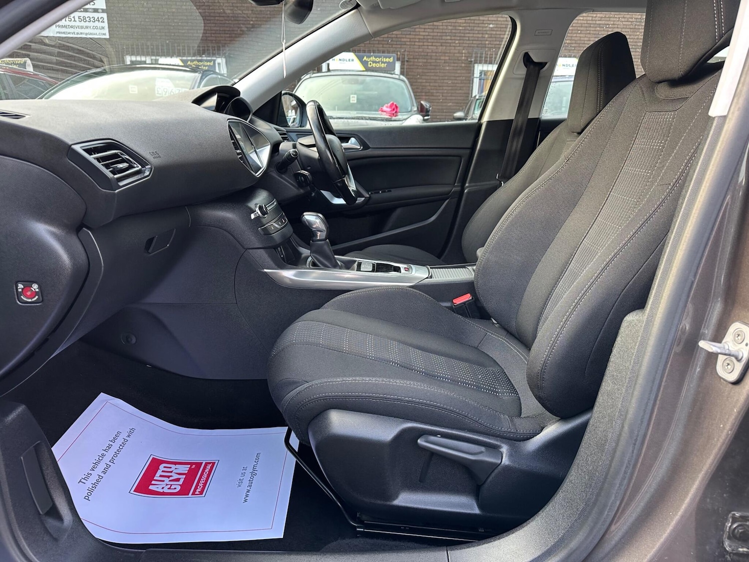 Used Peugeot 308 2015 for sale - 76801973: Photo 25