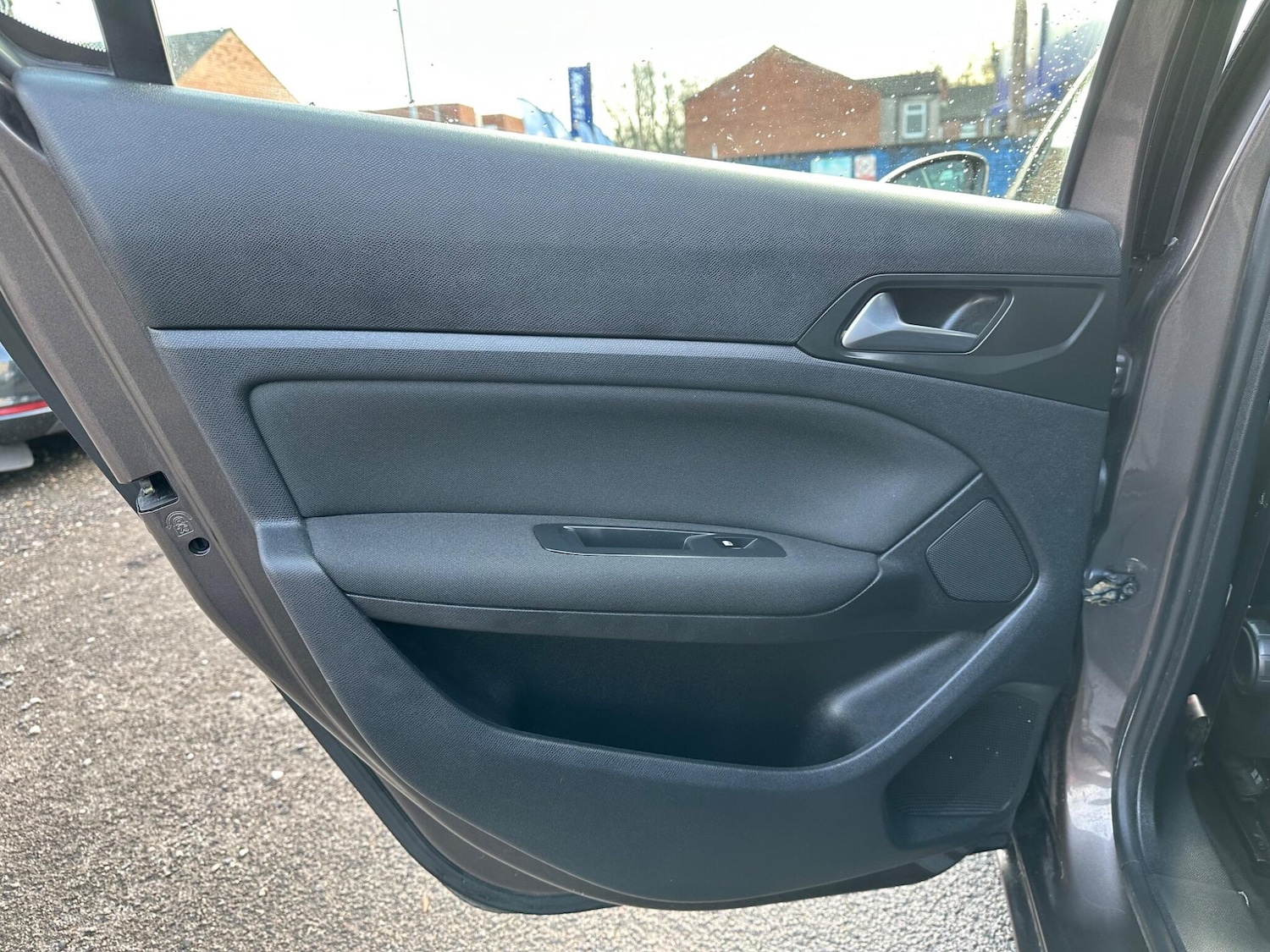 Used Peugeot 308 2015 for sale - 76801973: Photo 29