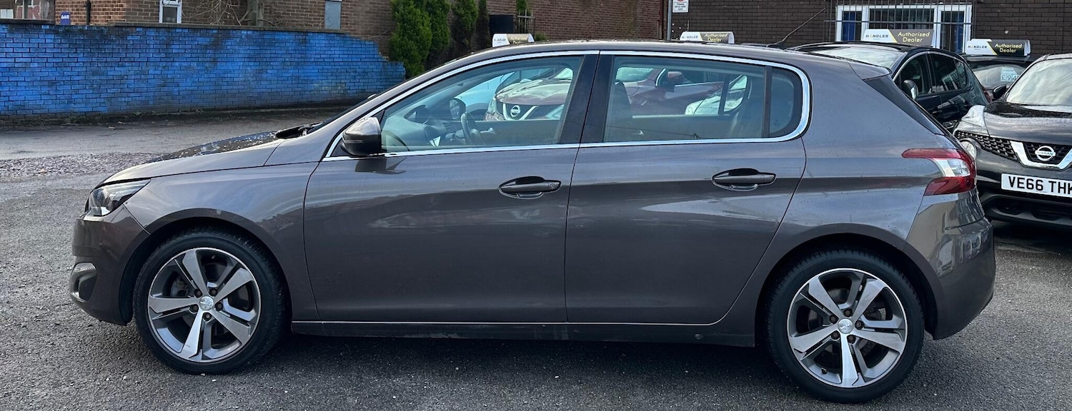 Used Peugeot 308 2015 for sale - 76801973: Photo 4