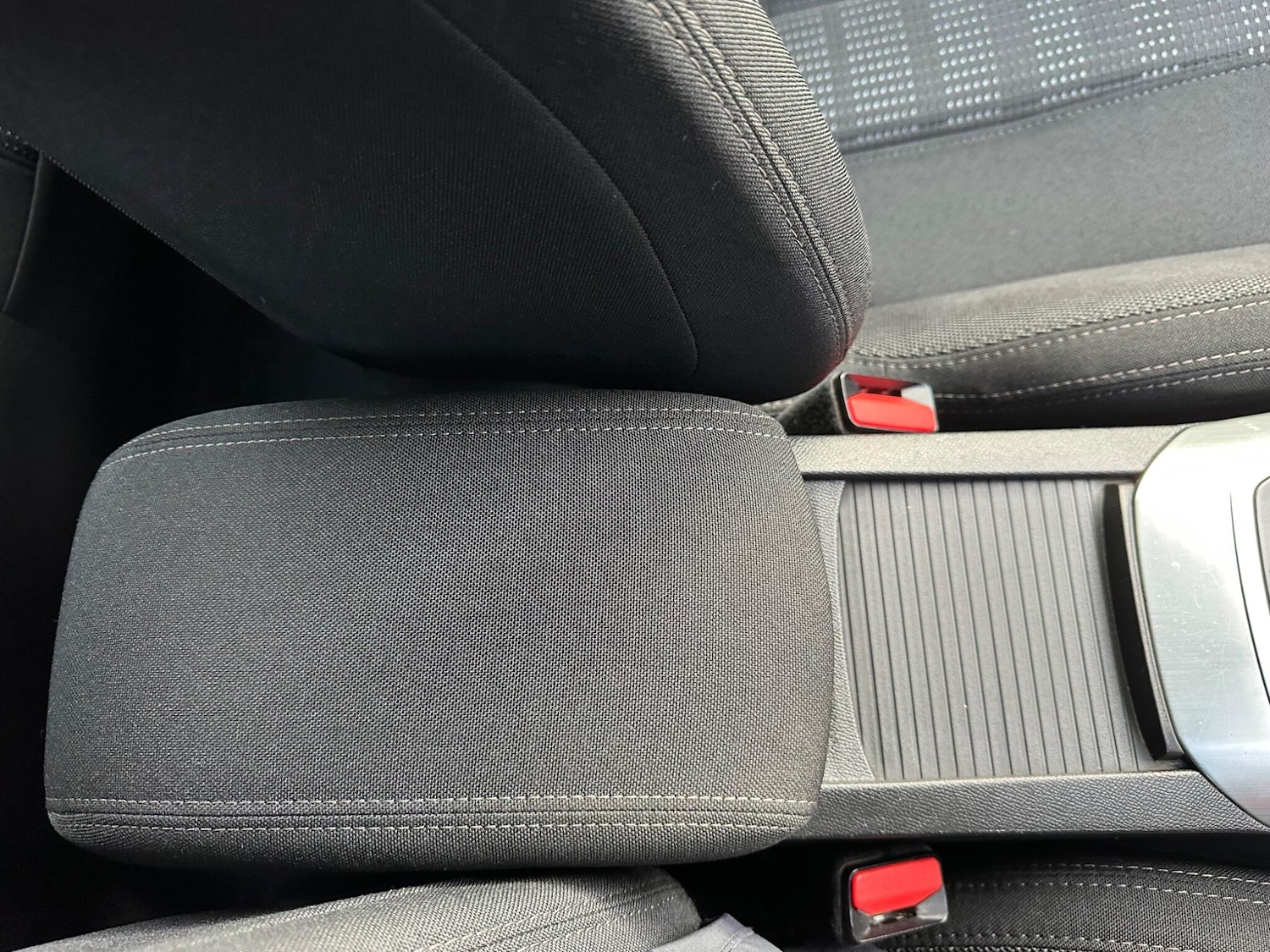 Used Peugeot 308 2015 for sale - 76801973: Photo 41