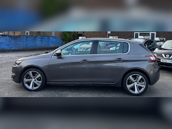 Used Peugeot 308 2015 for sale - 76801973: Photo