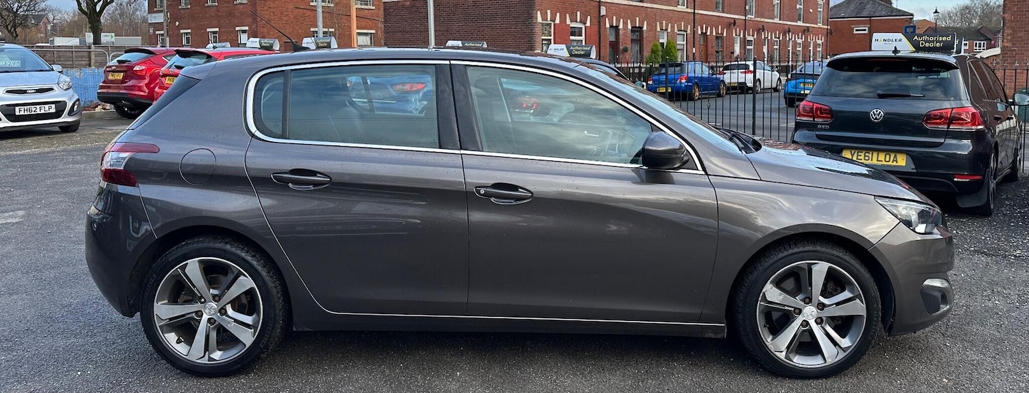 Used Peugeot 308 2015 for sale - 76801973: Photo 8