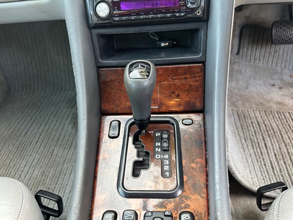 Used Mercedes-Benz CLK 1999 for sale - 76282959: Photo 15