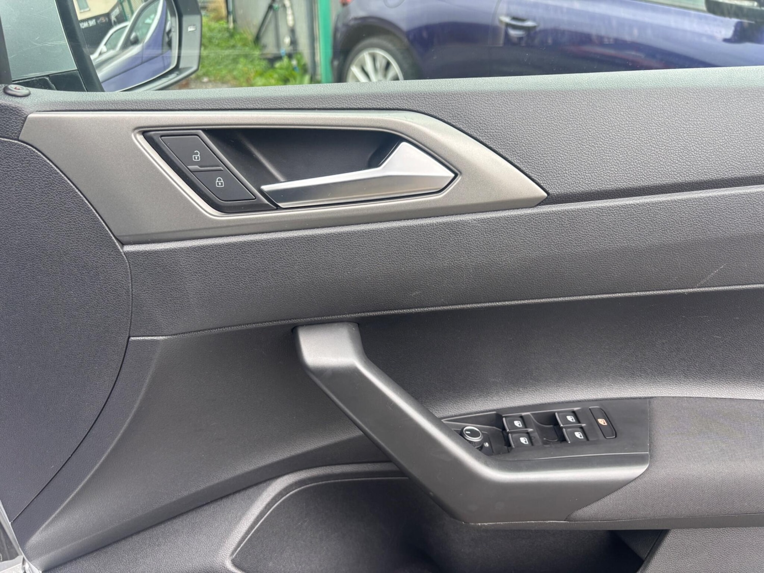 Used Volkswagen Polo 2018 for sale - 76282600: Photo 17