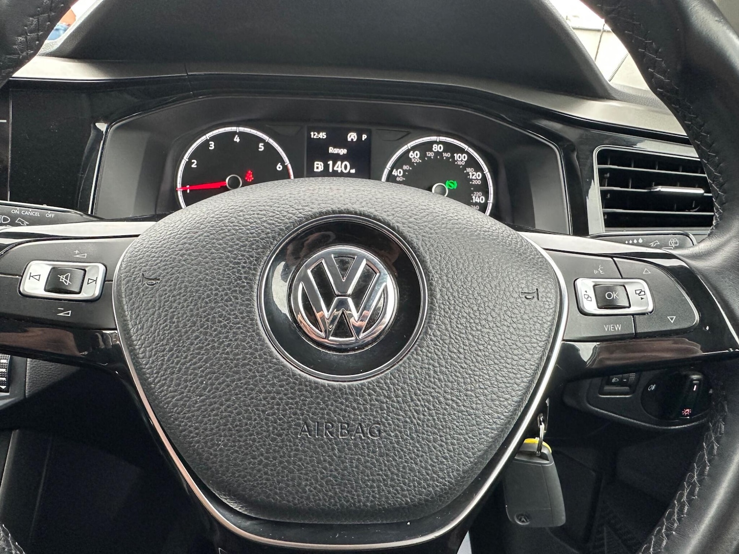 Used Volkswagen Polo 2018 for sale - 76282600: Photo 21