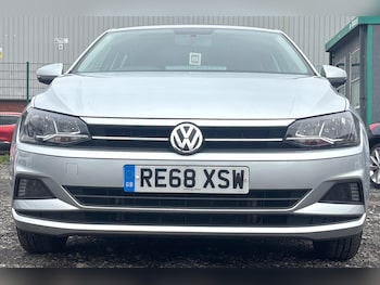 Used Volkswagen Polo 2018 for sale - 76282600: Photo