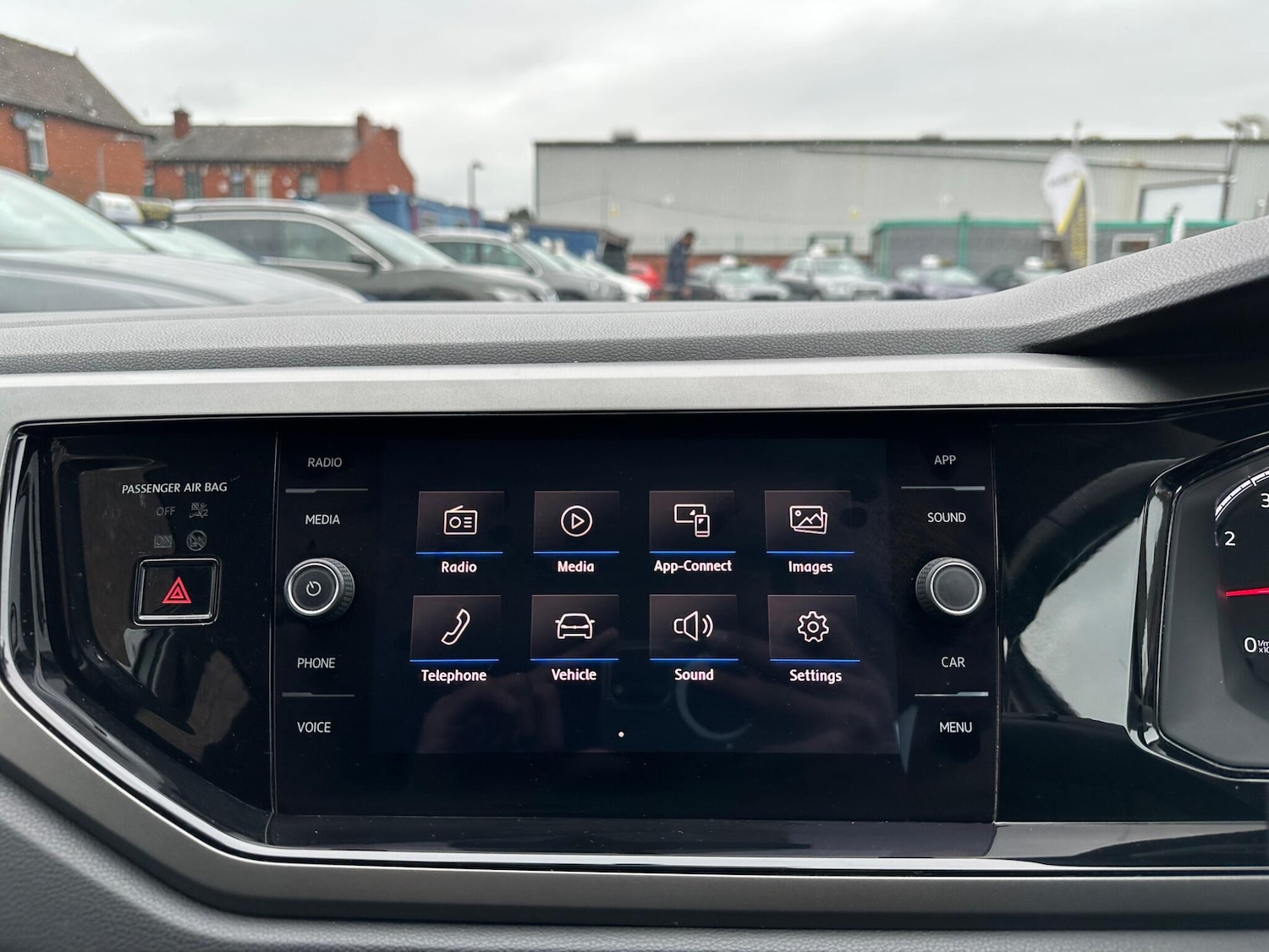 Used Volkswagen Polo 2018 for sale - 76282600: Photo 45