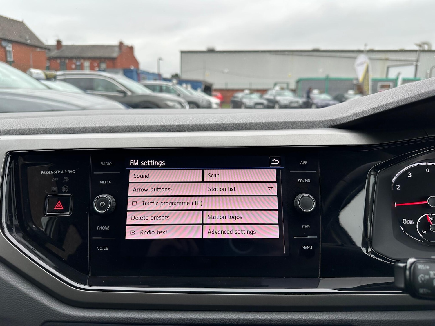 Used Volkswagen Polo 2018 for sale - 76282600: Photo 50