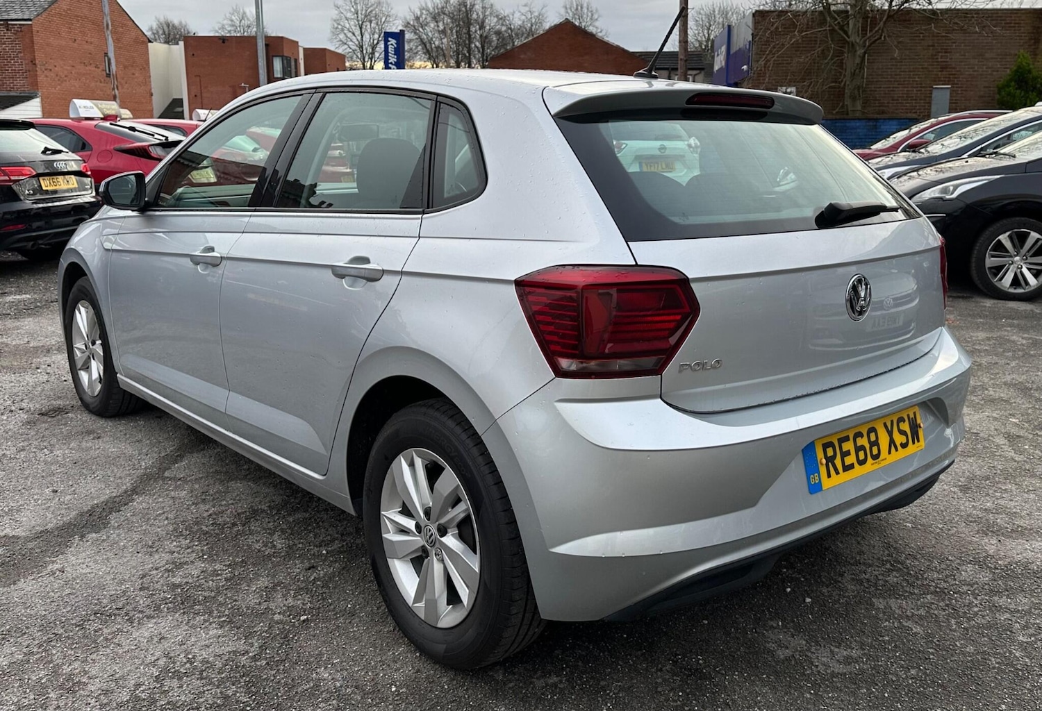 Used Volkswagen Polo 2018 for sale - 76282600: Photo 6