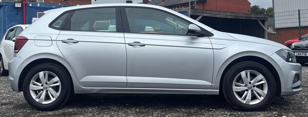 Used Volkswagen Polo 2018 for sale - 76282600: Photo 9