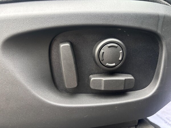Used Land Rover Discovery Sport 2019 for sale - 76282635: Photo 18