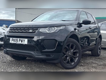 Used Land Rover Discovery Sport 2019 for sale - 76282635: Photo