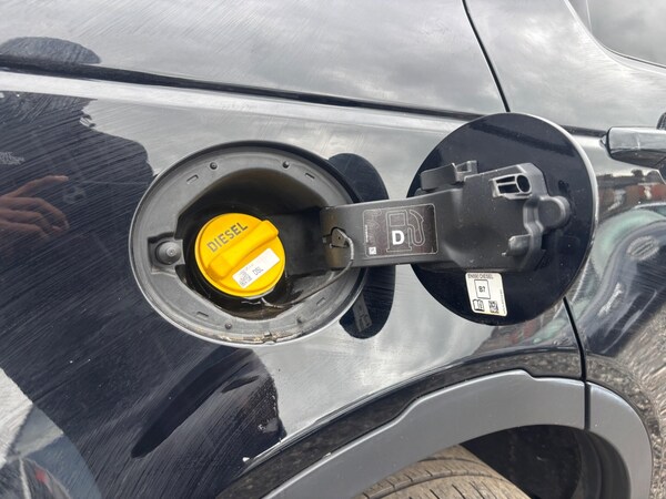 Used Land Rover Discovery Sport 2019 for sale - 76282635: Photo 87
