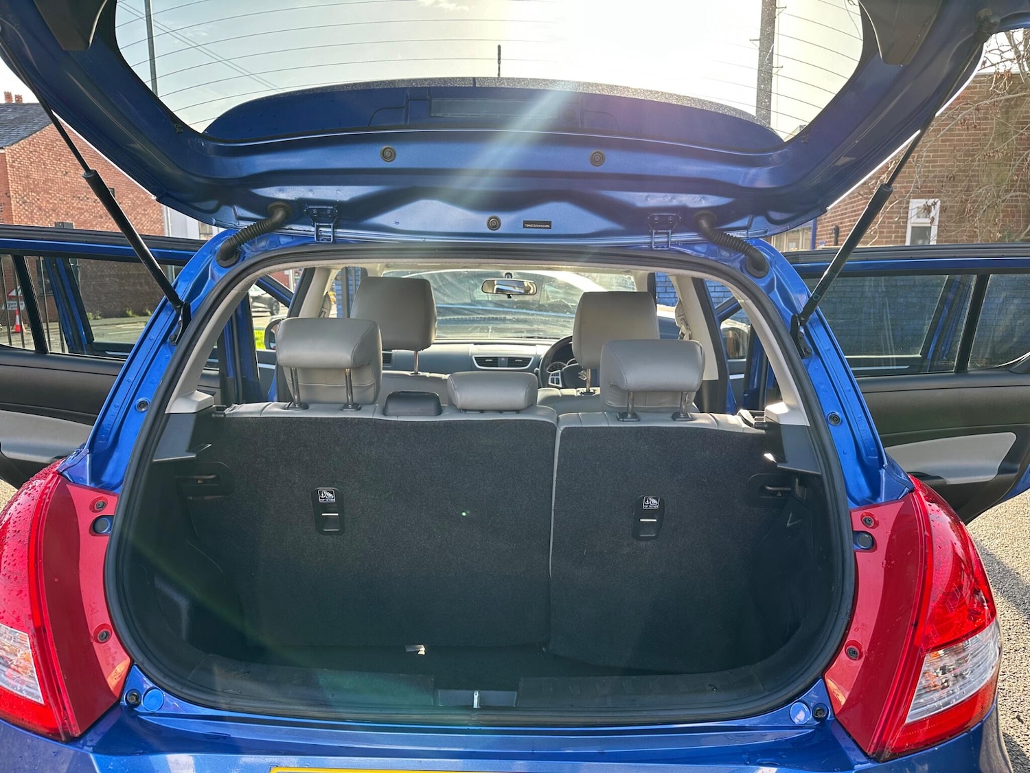 Used Suzuki Swift 2014 for sale - 76658110: Photo 12