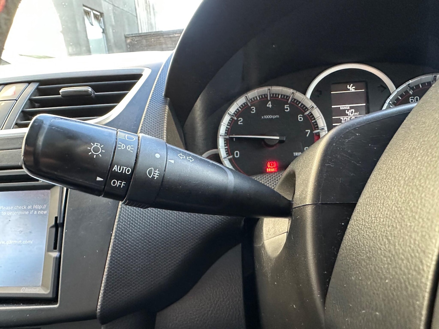 Used Suzuki Swift 2014 for sale - 76658110: Photo 24