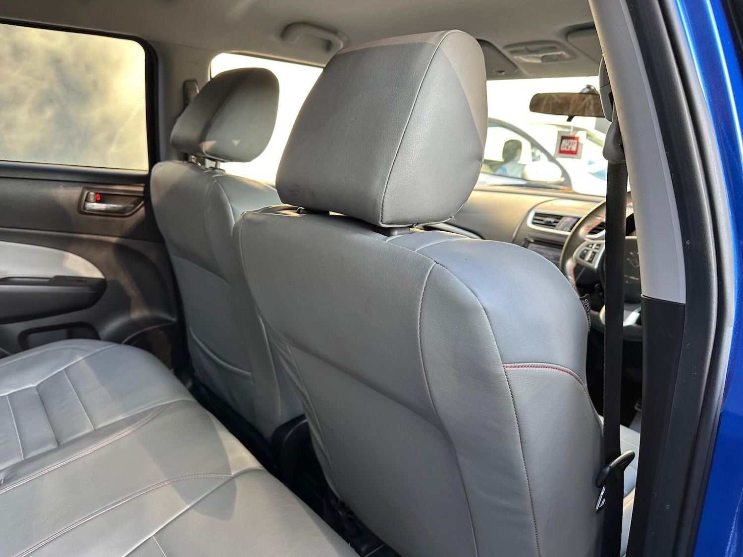 Used Suzuki Swift 2014 for sale - 76658110: Photo 35