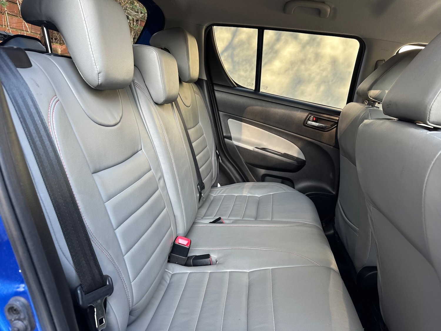 Used Suzuki Swift 2014 for sale - 76658110: Photo 37