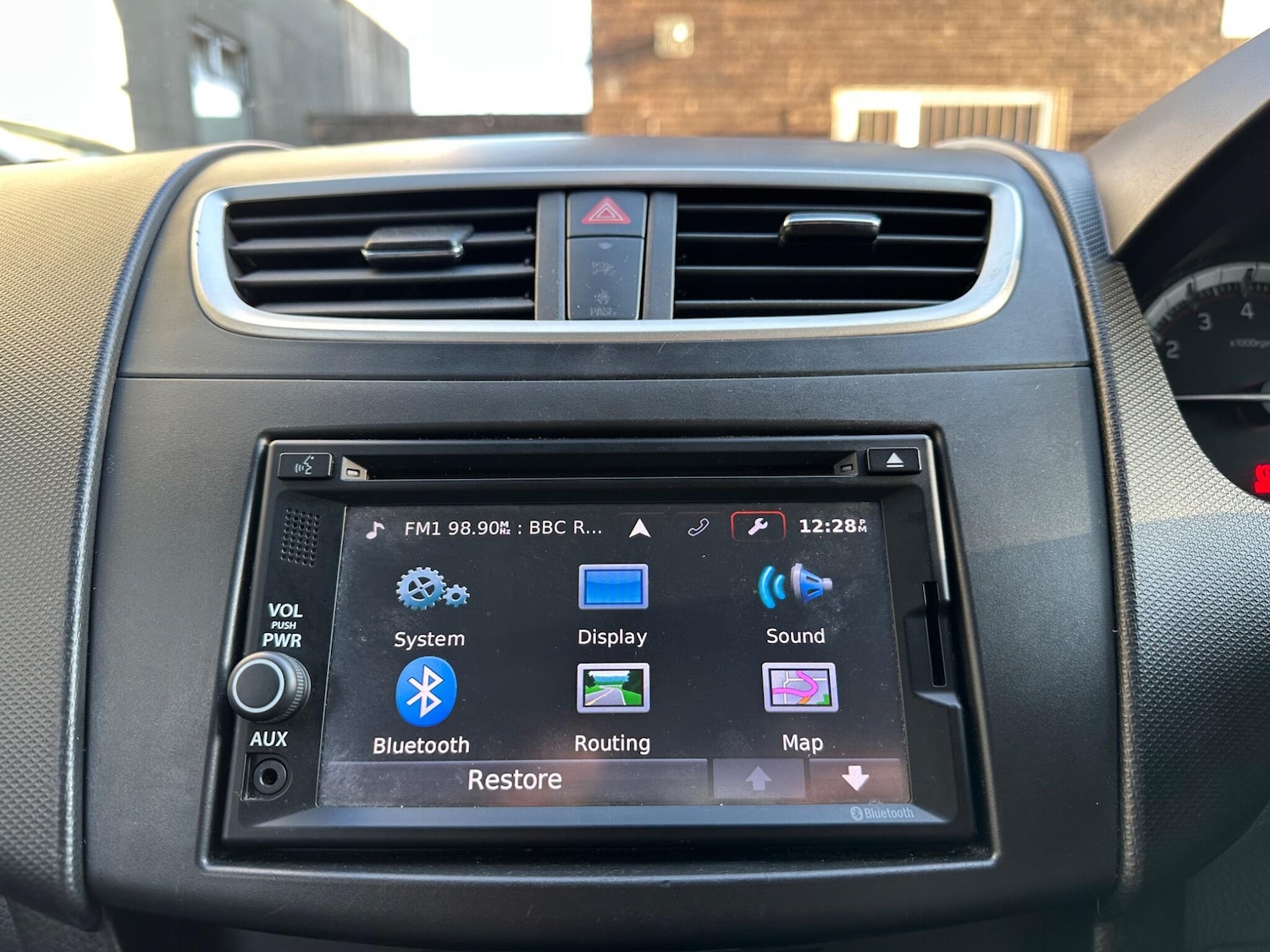 Used Suzuki Swift 2014 for sale - 76658110: Photo 48