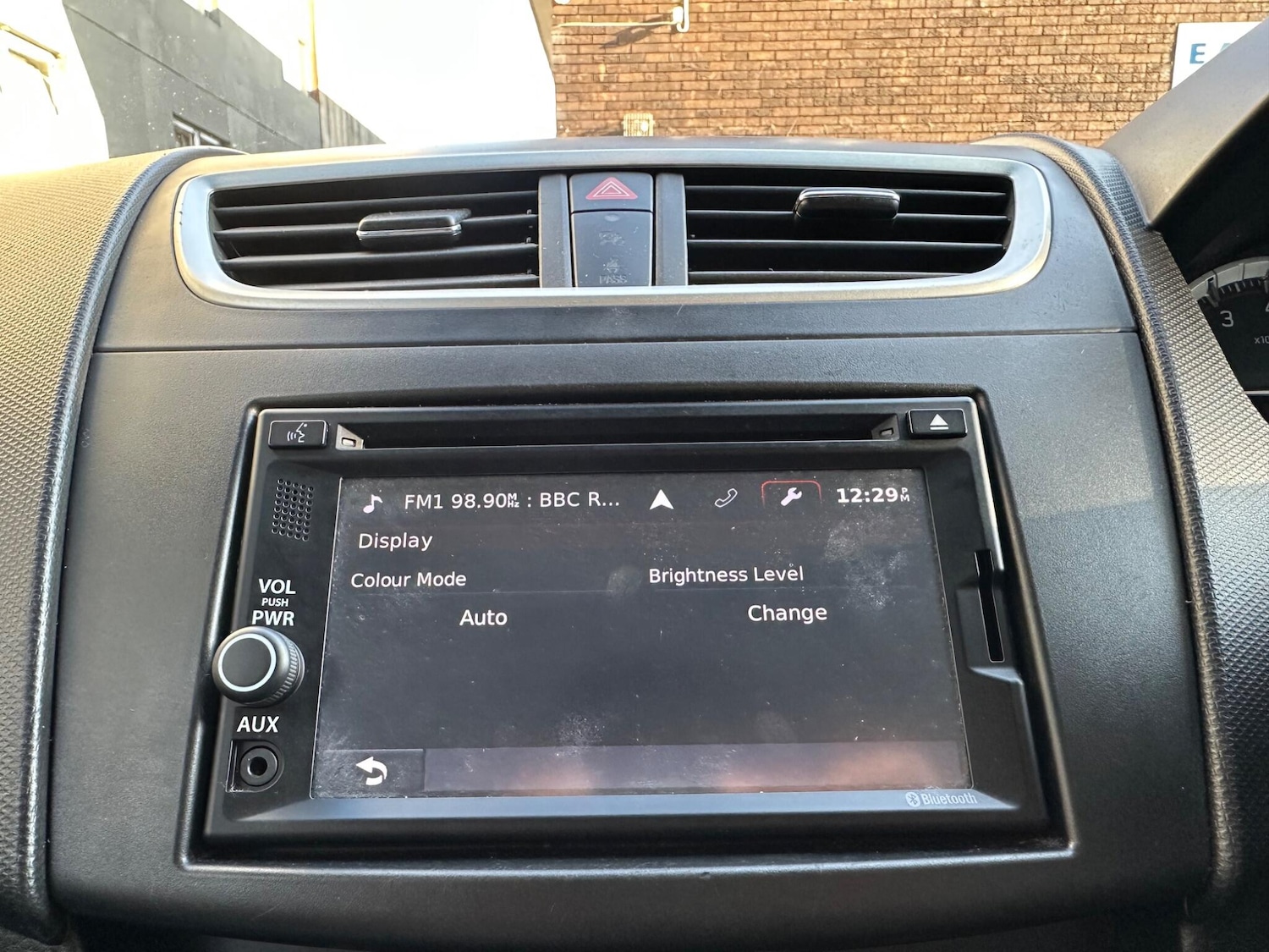 Used Suzuki Swift 2014 for sale - 76658110: Photo 51