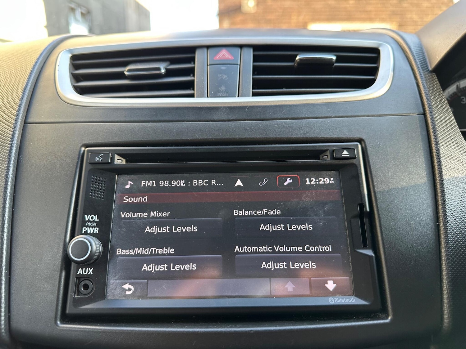 Used Suzuki Swift 2014 for sale - 76658110: Photo 53