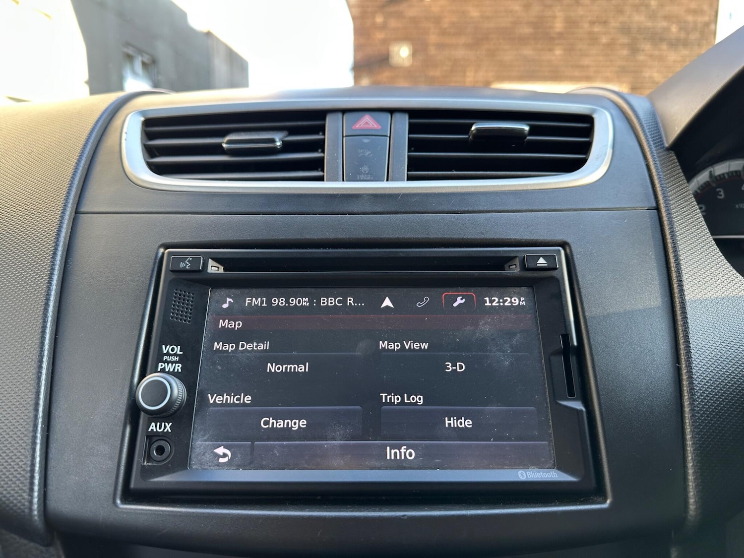 Used Suzuki Swift 2014 for sale - 76658110: Photo 54