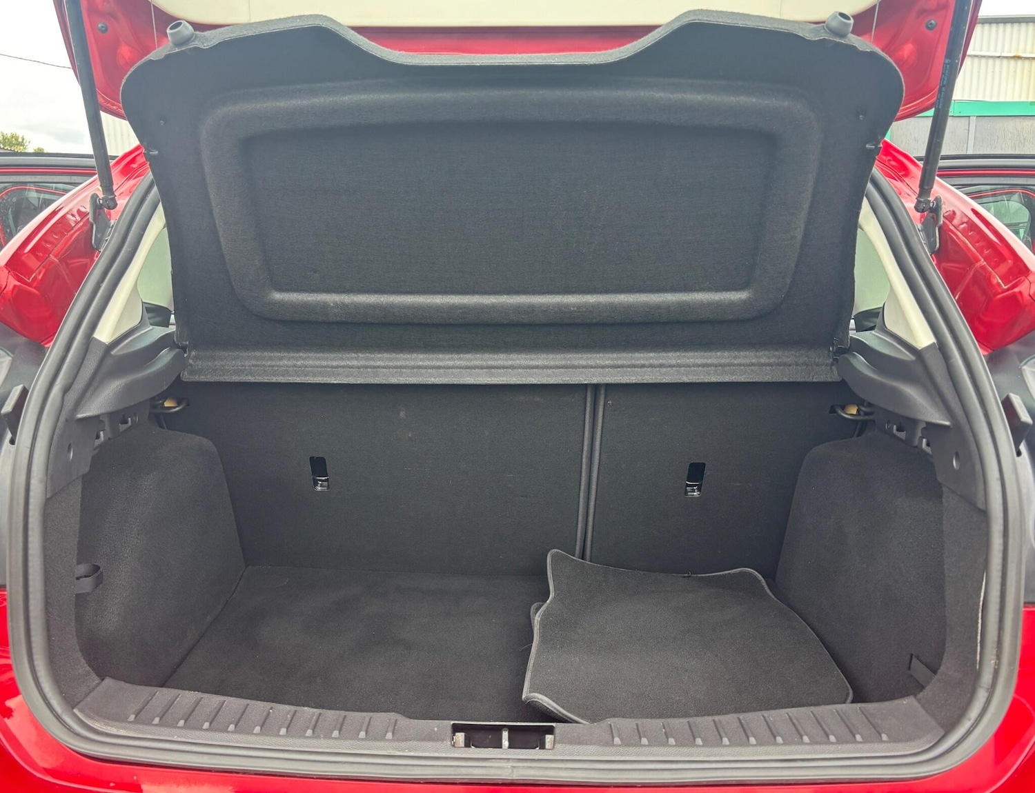 Used Ford Focus 2012 for sale - 76337327: Photo 12