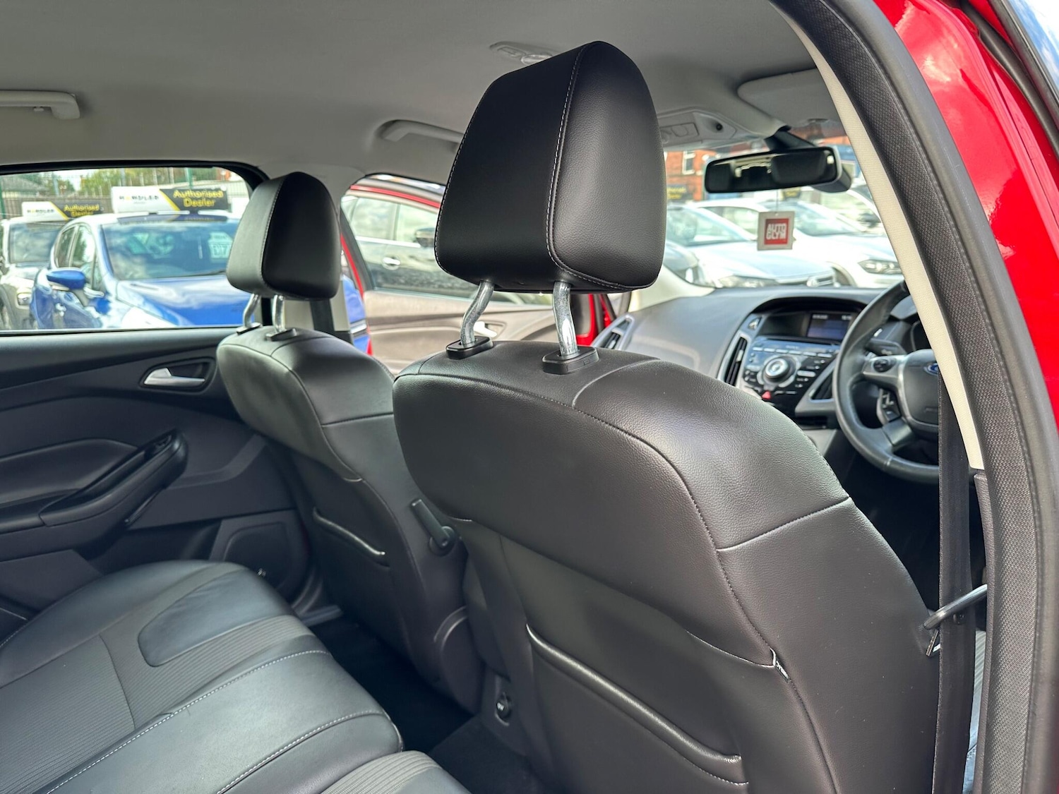 Used Ford Focus 2012 for sale - 76337327: Photo 34