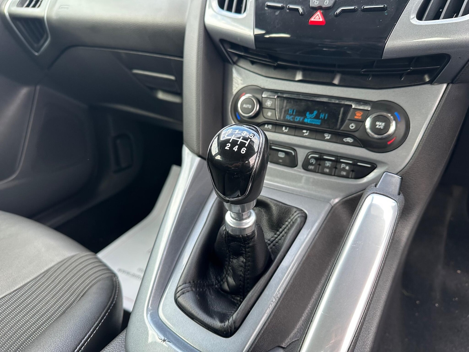 Used Ford Focus 2012 for sale - 76337327: Photo 42