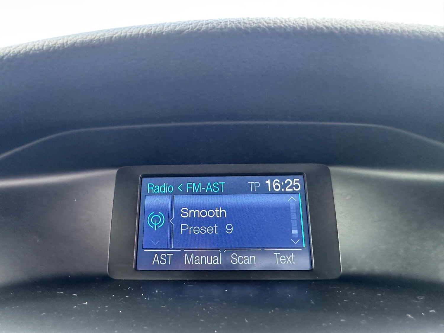 Used Ford Focus 2012 for sale - 76337327: Photo 47