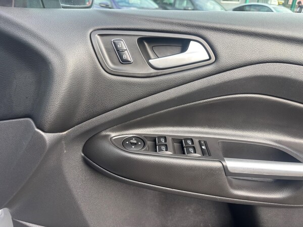 Used Ford Kuga 2015 for sale - 76283800: Photo 17