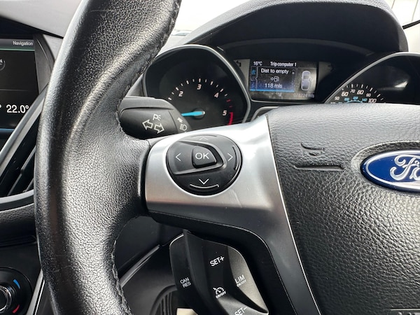 Used Ford Kuga 2015 for sale - 76283800: Photo 21