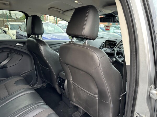 Used Ford Kuga 2015 for sale - 76283800: Photo 34