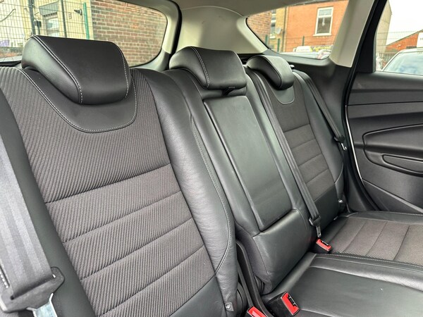 Used Ford Kuga 2015 for sale - 76283800: Photo 35
