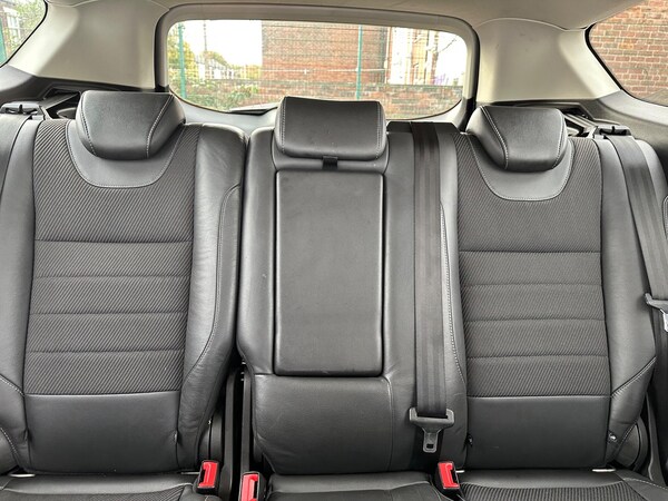 Used Ford Kuga 2015 for sale - 76283800: Photo 38