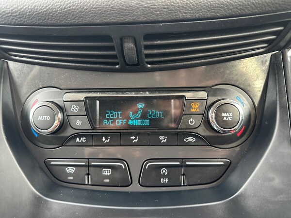 Used Ford Kuga 2015 for sale - 76283800: Photo 46