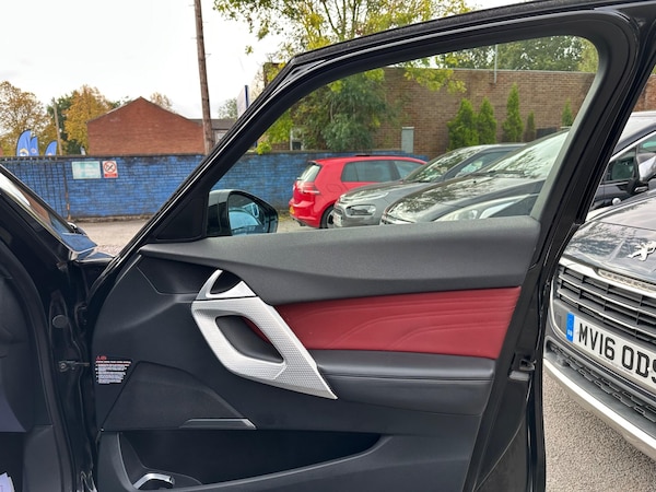 Used Citroen DS5 2012 for sale - 76282589: Photo 16