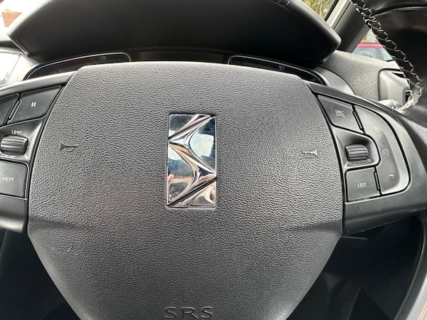 Used Citroen DS5 2012 for sale - 76282589: Photo 22