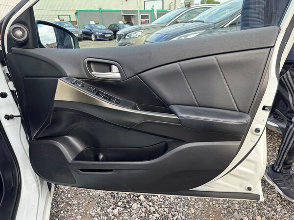 Used Honda Civic 2012 for sale - 76283720: Photo 15