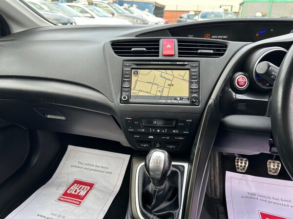 Used Honda Civic 2012 for sale - 76283720: Photo 40